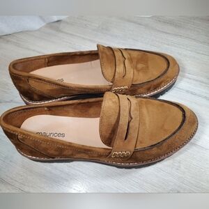 Maurices Womens Supercush Gretchen Mini Lug Slip On Brown Suede Loafers Size 8.5